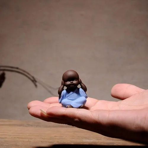 Miniatura 6 de 4 figuras de cerámica de cuatro monjes sabios, lindas mascotas de té de porcelana blanca (oído/ver/hablar/no hacer el mal) - Mini adorno zen