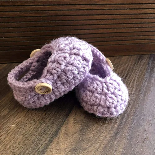 Miniatura 7 de Crochet slip-on style baby shoes, Crochet Baby girl shoes, Baby girl and boys slippers, handmade by order from 0-12 months, different colors by