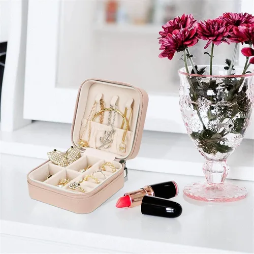 Miniatura 8 de LOKASS Joyero de viaje personalizado con inicial, regalos de dama de honor, organizador pequeño de joyero, día de la madreregalo de cumpleaños