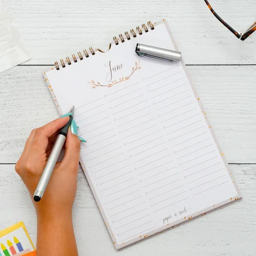 Miniatura 2 de Paper 'n Such - Calendario perpetuo para cumpleaños y aniversarios -12 meses - Libro grande para colgar en la pared - Diario para días importantes