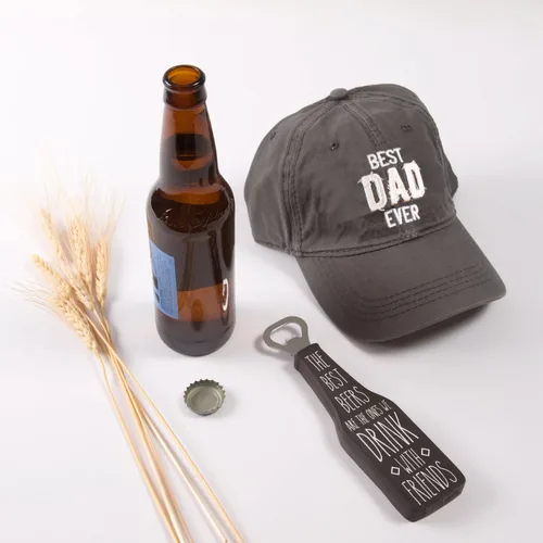 Miniatura 5 de Pavilion Gift Company Hecho a mano por el hombre: las mejores cervezas son las que bebemos con amigos, abrebotellas magnético, marrón de 7 pulgadas