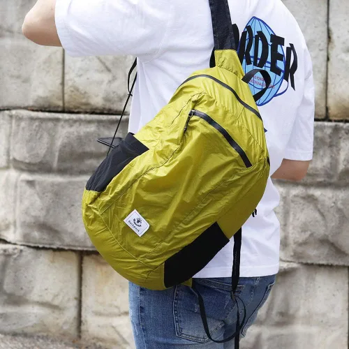 Miniatura 4 de Mochila 4Monster de excursionismo, de día, resistente al agua, ligera, plegable, para viajes, campamento, exteriores Amarillo Verde