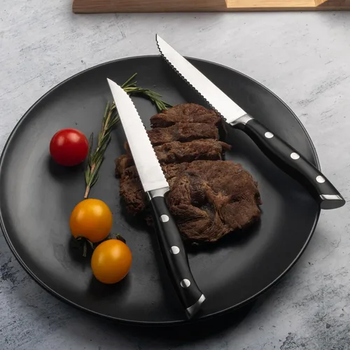 Miniatura 7 de Alata Juego de cuchillos para carne de 8 piezas, 4.7 pulgadas con borde dentado, cuchillos afilados para cena, construcción de espiga completa Negro