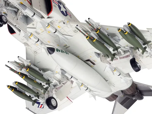 Miniatura 5 de Tamiya Modelos F-4J Phantom II Modelo Kit (TM60308)