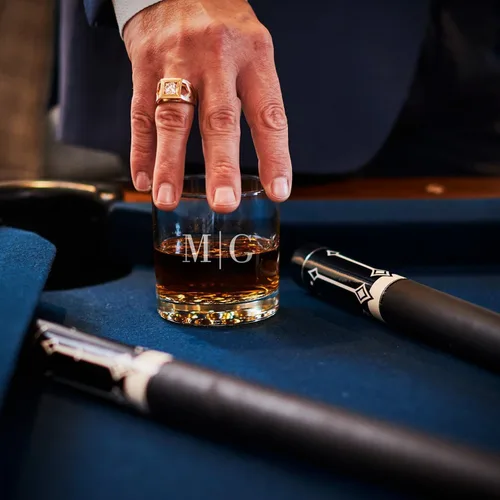 Miniatura 4 de El Matador - Decantadores con vasos Buckman (diseño Oakhill, cuatro vasos)