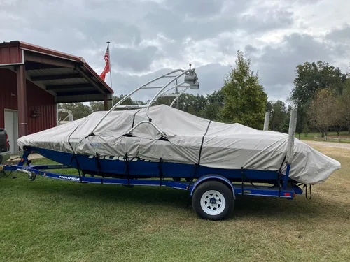 Miniatura 3 de Cubierta para Barco de Torre de Esquí y Wakeboard 900D 100% Impermeable, Resistente a Desgarros, Remolcable de Tamaño Completo para Barcos con Gris