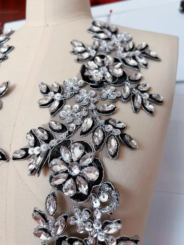 Miniatura 3 de 1 par de parches de encaje con cristales brillantes, cuentas de vidrio y piedras, para coser a mano, accesorios para decoración de vestidos de novia