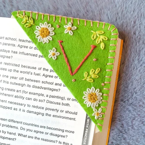 Miniatura 25 de Marcapáginas de esquina bordadas a mano personalizadas, Marcadores para mujeres, Marcador personalizado para los amantes de los libros, lindo Verde