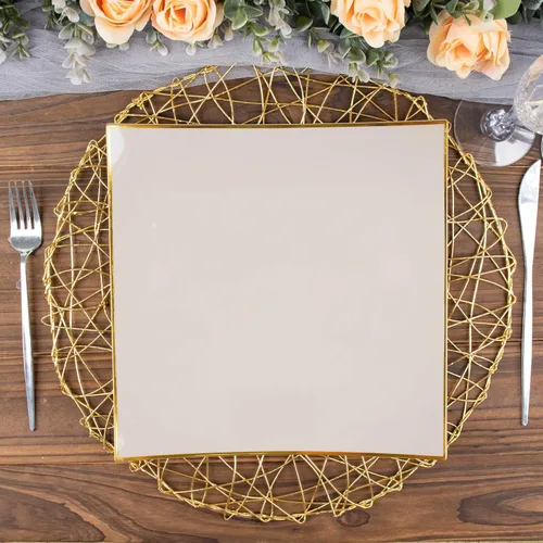 Miniatura 15 de Tableclothsfactory Paquete de 10 platos llanos cuadrados cóncavos de plástico duro de 8 pulgadas negro/dorado, platos desechables para fiestas