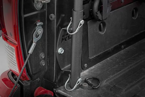 Miniatura 4 de Rough Country Soporte universal para barra de bandera para riel de cama - 117501