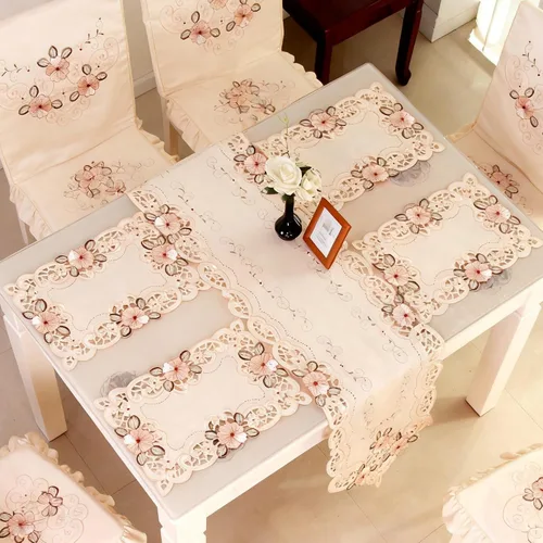 Miniatura 5 de Juego de 4 manteles individuales bordados con flores rosas, 17 x 11 pulgadas, rectangulares, clásicos, de encaje, beige, decoración del hogar
