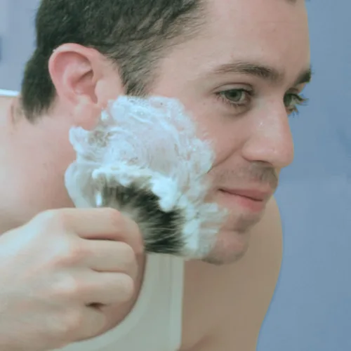 Miniatura 4 de eShave Crema de afeitar para hombres de 4 onzas, almendra, evita la irritación del afeitado y las quemaduras de afeitar, genera una rica espuma