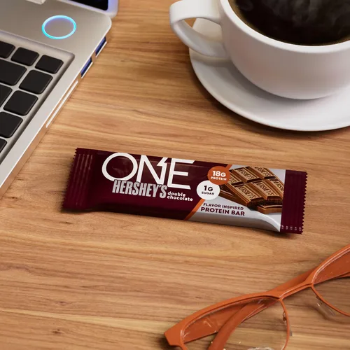 Miniatura 4 de Barras de proteína ONE, NUEVO Doble Chocolate Hershey, libres de gluten con 18g de proteína y 3g de azúcar, artículos básicos de despensa 2.12 oz