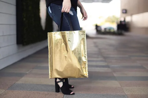 Miniatura 2 de Funiverse Paquete de 24 bolsas de compras grandes de oro metálico o bolsas de regalo