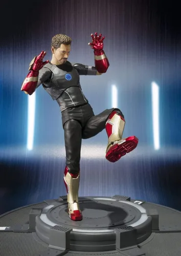 Miniatura 3 de Bandai S. H. Figuarts Tony Stark Iron Man 3
