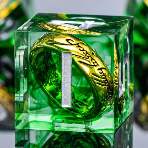Miniatura 13 de OUKELANWO Magic Lord Rings - Juego de dados DND con caja, 7 piezas de dados LOTR D&D de resina para juegos de rol, dados azul dorado de Dungeons