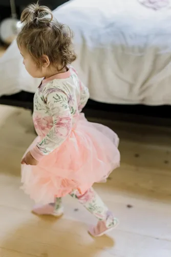 Miniatura 56 de Burt's Bees Baby Pijama para bebé niña, 100% algodón orgánico, pijama de una pieza, overol diagonal con cremallera, ajuste cómodo