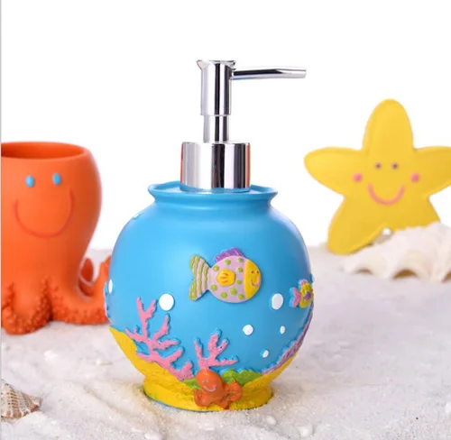Miniatura 2 de Conjunto de colección de baño con forma de pez lindo 5 unids material de resina niño como juego de accesorios para el hogar