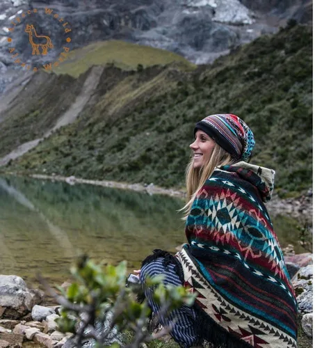 Miniatura 7 de Los ponchos de alpaca para adultos, hombres o mujeres son ponchos hechos a mano por artesanos nativos que hacen el poncho más suave., Azul Mar