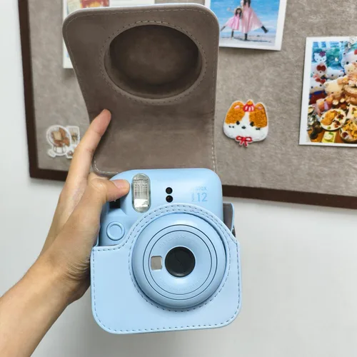 Miniatura 4 de Funda protectora compatible con cámara Fujifilm Instax Mini 12 de película instantánea con bolsillo para accesorios y correa ajustable (azul)