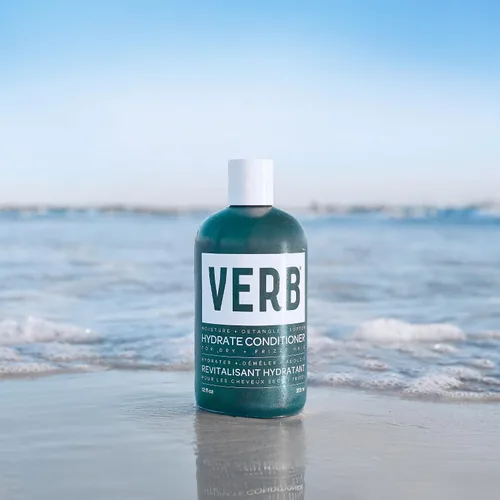 Miniatura 11 de VERB El acondicionador hidrata desenreda el cabello seco y encrespado para reducir el encrespamiento y añadir humedad al cabello