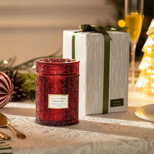 Miniatura 3 de La Jolie Muse - Vela Ruby Berry Bliss - Mandarina, arándano, ciruela - Vela otoñal festiva de 19 oz con mecha de madera, combustión limpia, aroma