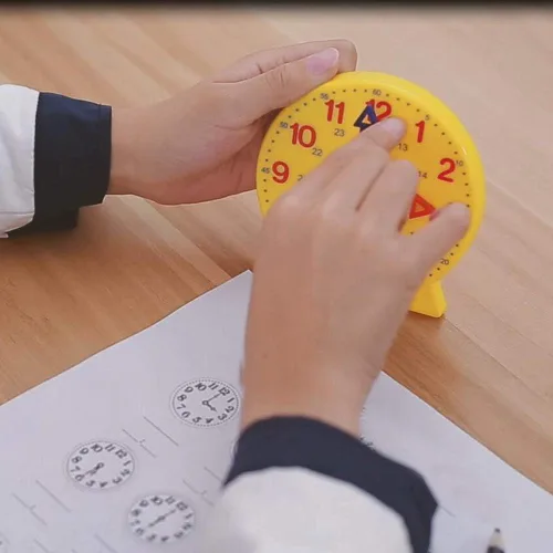 Miniatura 5 de Reloj de aprendizaje para niños y estudiantes, equipo para profesores, 4 pulgadas, 12/24 horas, reloj de enseñanza, reloj educativo para aula