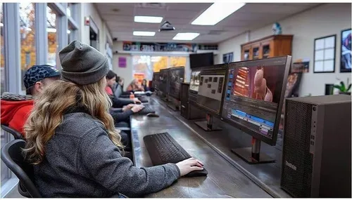 Miniatura 7 de Lenovo Estación de trabajo ThinkStation P2 Gen 2 de sobremesa Procesador Intel Core Ultra 7 265K RAM DDR5 masiva de 128 GB Espacio Lightning