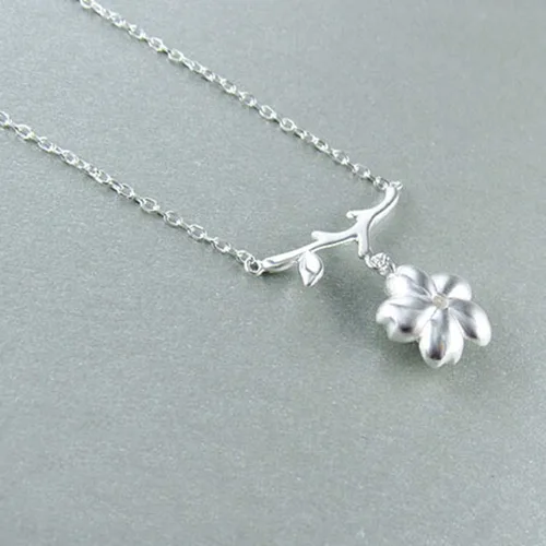 Miniatura 7 de SEniutarm Collares para mujeres y niñas Flores de cerezo flores ramas de árbol colgante collar mujer elegante joyería colgante cadena de San