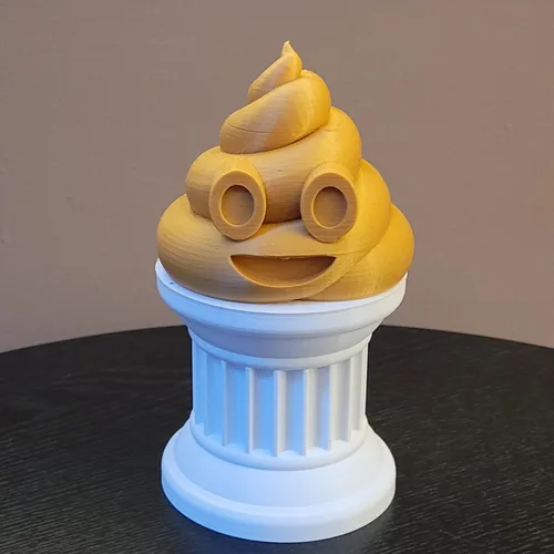 Miniatura 12 de Znet3D Poop Emoji Trophy – 6 pulgadas de alto en un pilar blanco – Premio y regalo perfecto – Hecho a mano con fabricación aditiva (oro seda)
