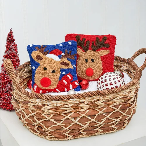 Miniatura 7 de C&F Home Sombrero de Papá Noel con gancho de Navidad pequeña y pequeña almohada decorativa de 8 x 8 pulgadas, Navidad, vacaciones de invierno, copos