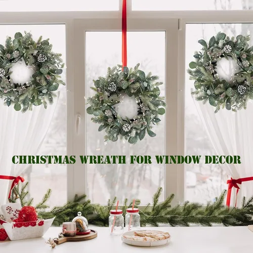Miniatura 5 de Corona de invierno verde de 22 pulgadas, cono de pino artificial y corona de puerta delantera de acebo para decoración de Navidad de granja