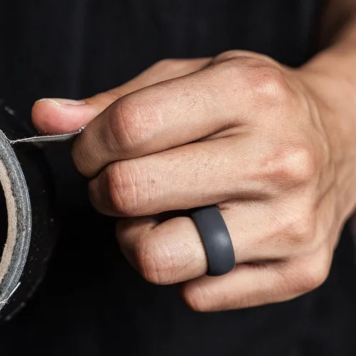 Miniatura 4 de Anillo de boda de silicona para hombres y mujeres, 10 piezas de 0.315 in de ancho de calidad médica de alta calidad, anillo de boda de goma