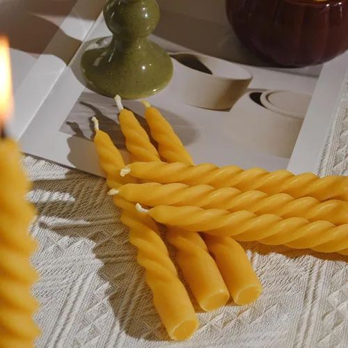 Miniatura 7 de DEYBBY Juego de 4 velas espirales de cera de abeja de 7 pulgadas, sin goteo y sin humo, velas de cera de abejas puras trenzadas para decoración