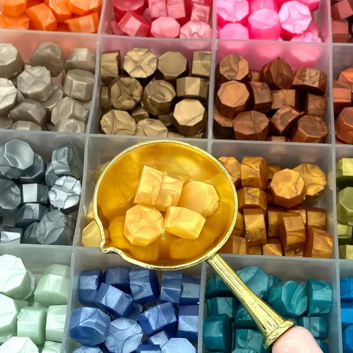 Miniatura 4 de 600 cuentas de sellado de cera surtidas, 24 colores para sellos de sellos, kit de pellets de sellado de sellos multicolor prémium para invitación
