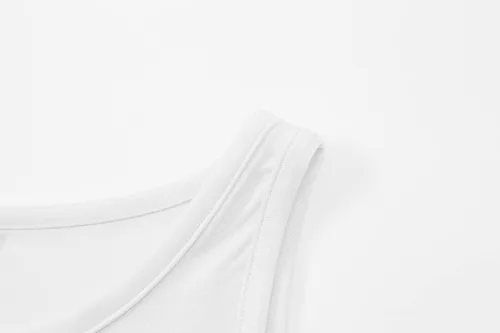 Miniatura 6 de OThread & Co. Camiseta corta sin mangas con cuello redondo para mujer, dobladillo asimétrico, básica, cómoda, elástica