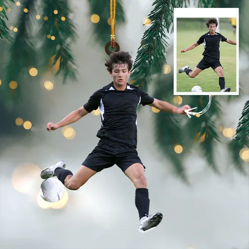 Miniatura 8 de Adorno de Navidad personalizado para jugador de fútbol; regalo personalizado para colgar en el árbol de Navidad 2D; gran idea de regalo
