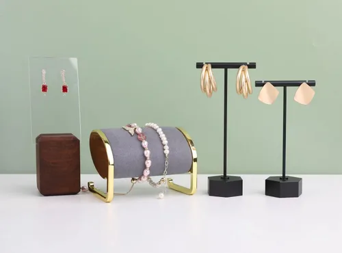 Miniatura 8 de GemeShou Soporte en T de metal negro, 2 piezas para exhibición de aretes, barra en T, soporte de joyería para fotografía minorista. Base hexagonal