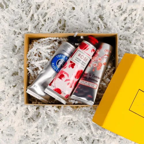 Miniatura 2 de Uptotop - Relleno de papel triturado de corte arrugado de 1/2 libra para envolver regalos y rellenar cestas, color blanco, para cumpleaños, Navidad