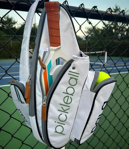 Miniatura 10 de P.ala Multi-Sport Crossbody Padel Bag – Fits 2 Padel Rackets, Lightweight 2.07 lb, Fence Hook, 13” Device Sleeve, Compact Racket Bag for Padel
