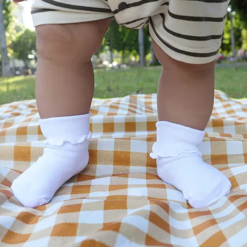 Miniatura 6 de 6 y 12 pares de calcetines de algodón con volantes para bebés y niños pequeños