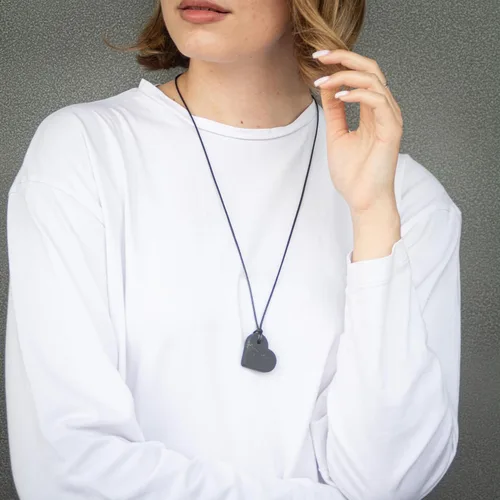 Miniatura 2 de Keled Rocks Shungite Pendant Necklace Raw Stone