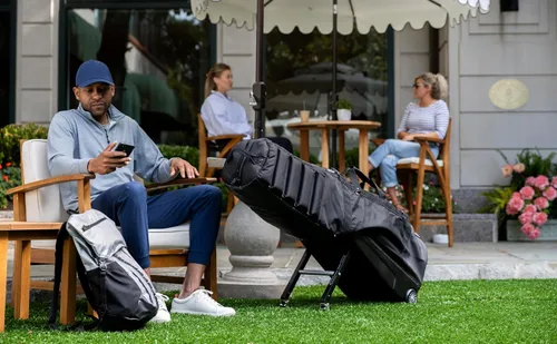 Miniatura 11 de Sun Mountain ClubGlider Meridian Bolsa de Viaje de Golf - Sistema de Rodamiento de 4 Ruedas, Patas Extensibles y Retráctiles para Transporte Fácil