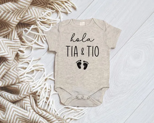 Miniatura 11 de Anuncio de embarazo de Hola Tia y Tio para tía y tío