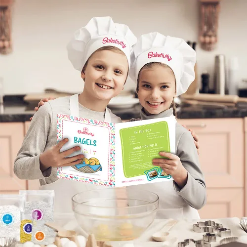 Miniatura 5 de Baketivity Kids - Juego de hornear para niños, kit de suministros para fiestas de comida para adolescentes, lecciones de cocina esenciales