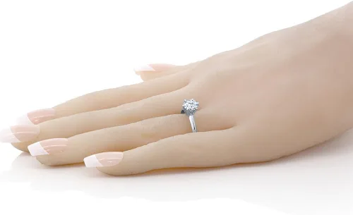 Miniatura 3 de Gem Stone King Anillo de compromiso de oro blanco de 14 quilates con corazones y flechas de zafiro blanco creado para mujer, solitario de compromiso