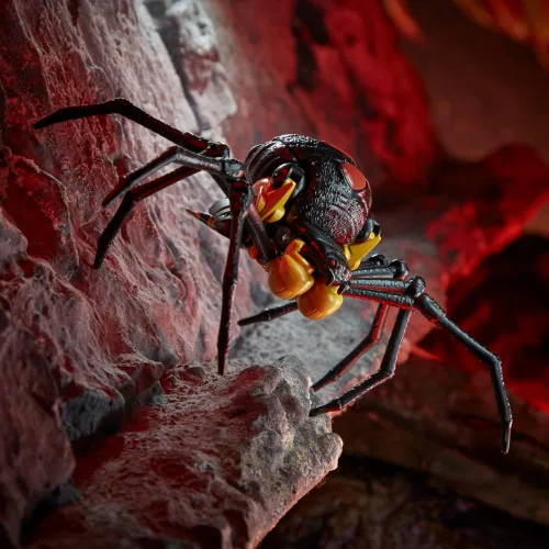 Miniatura 4 de Transformers Toys Generations War for Cybertron: Kingdom Deluxe WFC-K5 Blackarachnia Figura de acción – Niños a partir de 8 años, 5.5 pulgadas