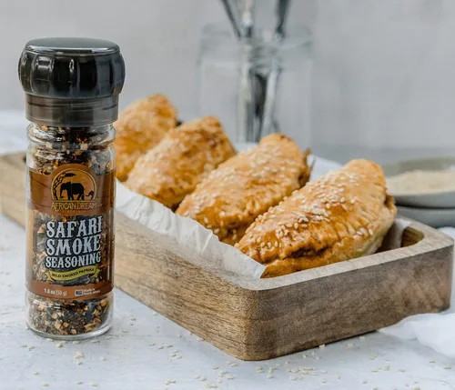 Miniatura 6 de African Dream Foods Mezcla de condimentos con humo Safari con pimientos ahumados, sal marina Ideal para carne, pollo, verduras Molinillo
