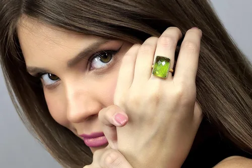 Miniatura 4 de Juego de bisel anillo rectangular de peridoto Joyería llena de oro Anillo de piedra natal de agosto para mujer