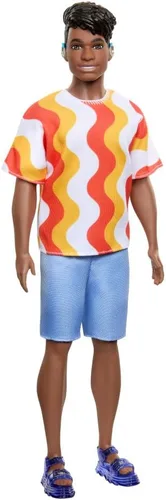Miniatura 5 de Muñeco Barbie Fashionistas Ken #220 con audífonos detrás de la oreja y cuerpo ancho usando una camisa de patrón naranja removible, pantalones cortos